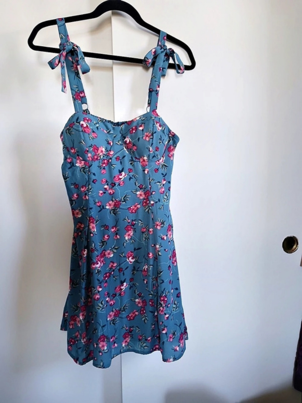 Lily Rose Floral Mini Dress NWT in Blue & Pink
